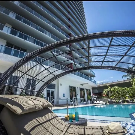 Beachwalk Studio B Apmt 2 Beds, Amazing View